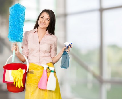 Stain removal process by a carpets cleaner in Westkensington
